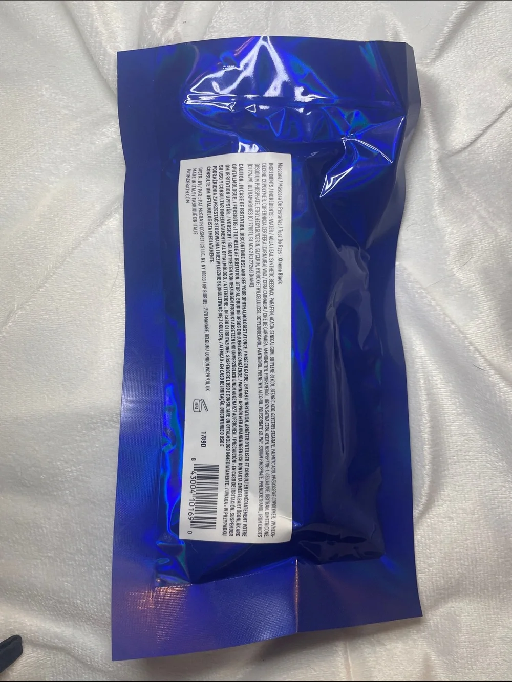 Pat McGrath Iridescent Blue Screen Protector Packaging